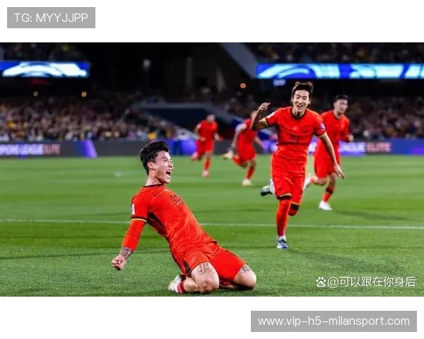 国足归化新秀中场亮相