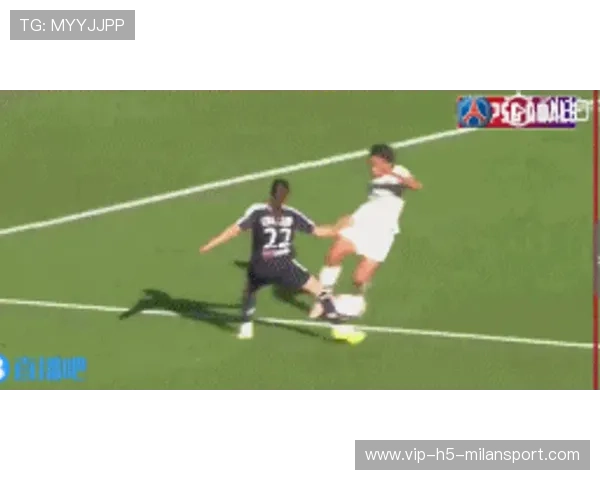 巴黎坎波斯晃动后轻巧搓传——足球场上的经典瞬间与智慧